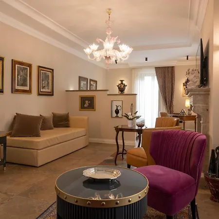 Bed & Breakfast Domus Clelia Antica Luxury