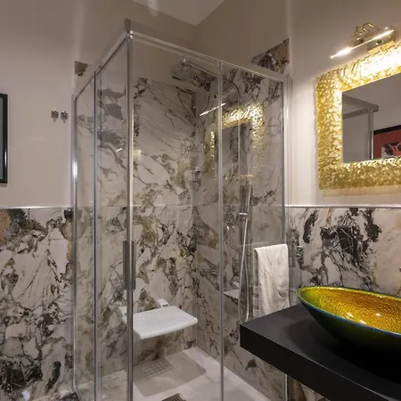 Domus Clelia Antica Luxury Bed & Breakfast